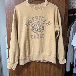 Crew neck